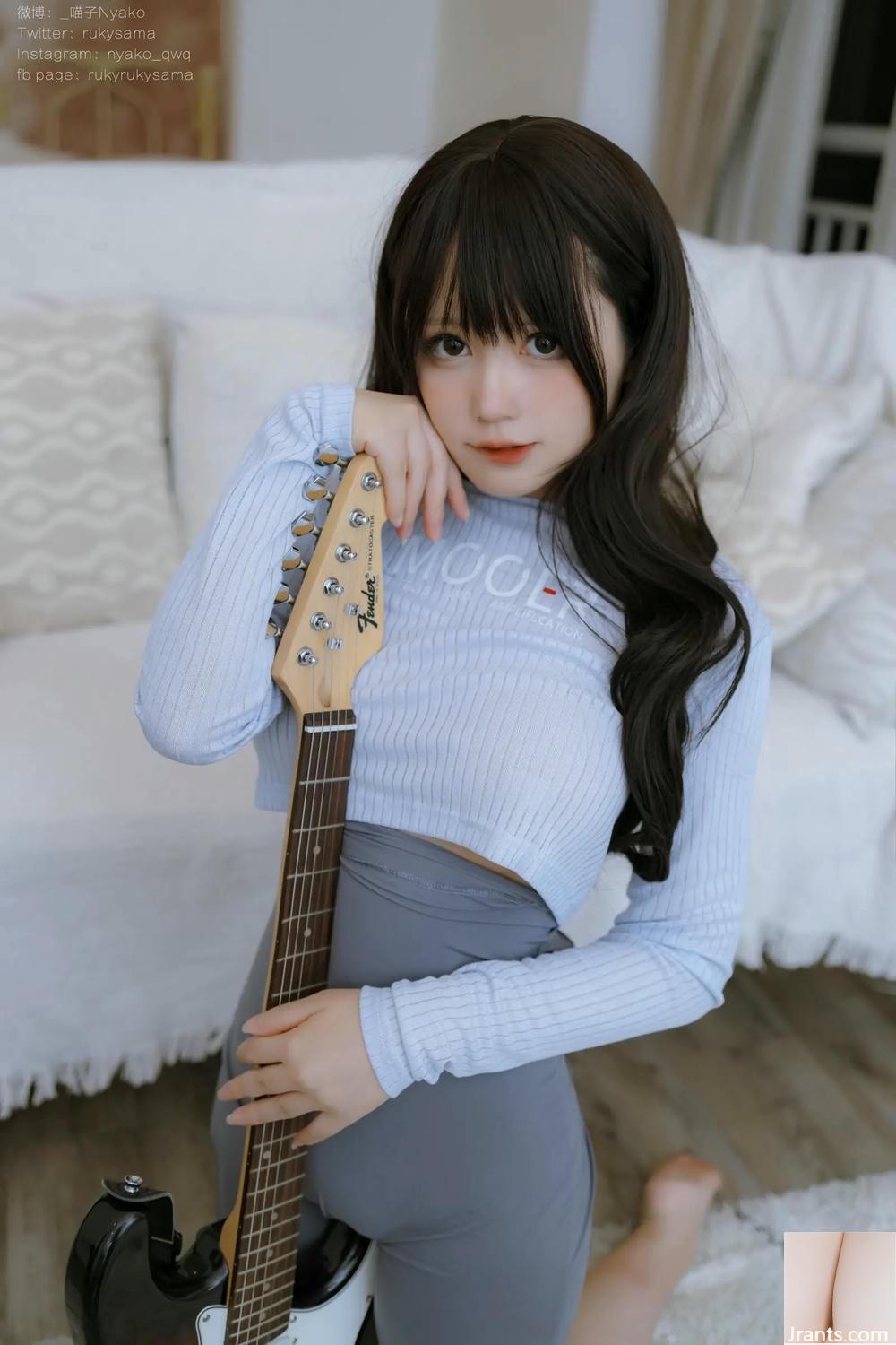 (Coleção da Internet) Nyako Meow &#8211; Irmã de Guitarra (71p)
