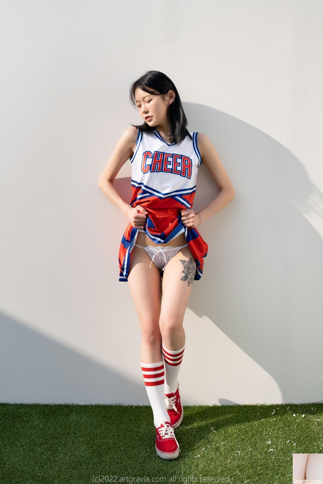 (Online -Sammlung) Wohlfahrtsmädchen Nyahaahi &#8222;Cheerleading&#8220; VIP -Wohlfahrtsbild (106p)