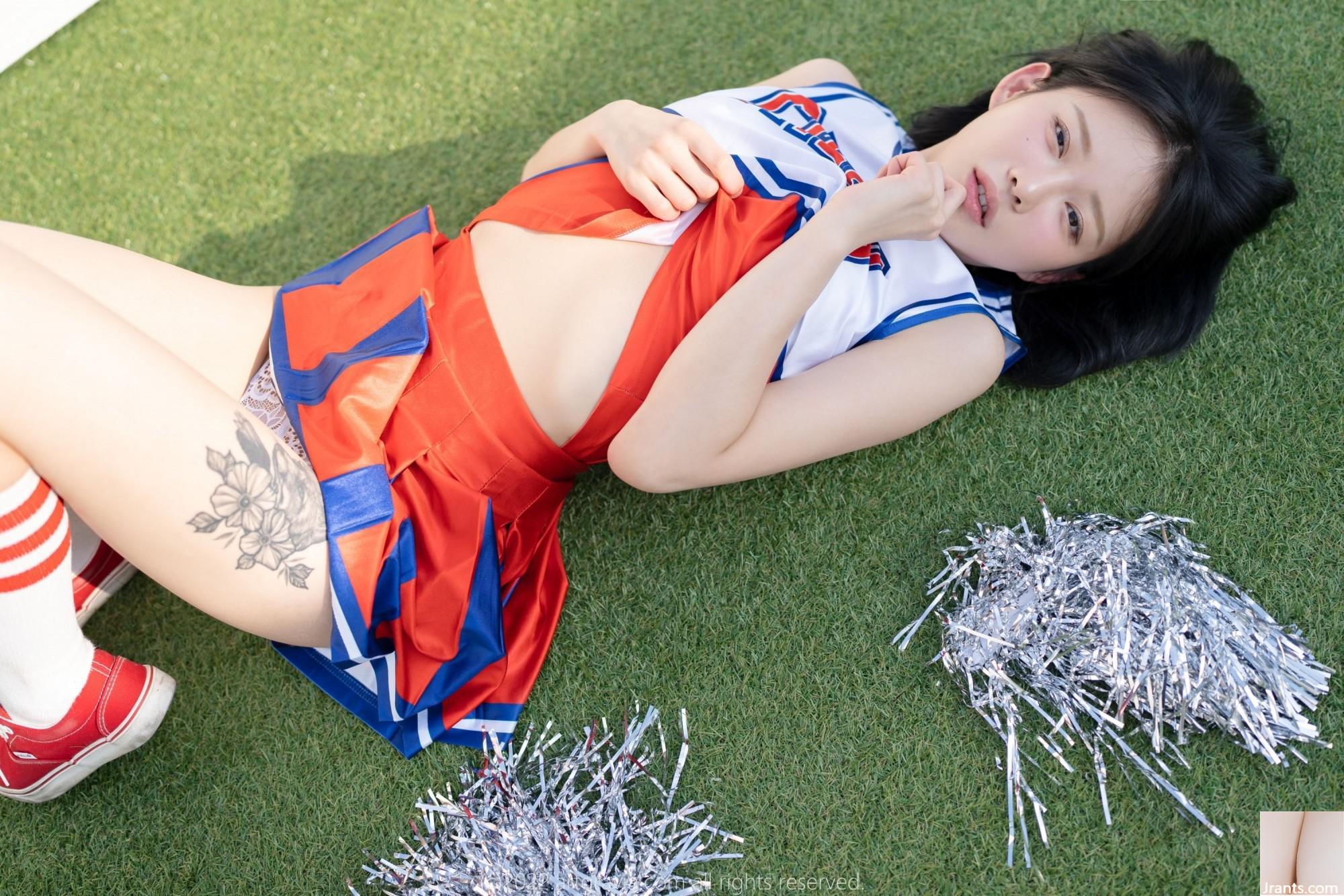 (Online -Sammlung) Wohlfahrtsmädchen Nyahaahi &#8222;Cheerleading&#8220; VIP -Wohlfahrtsbild (106p)