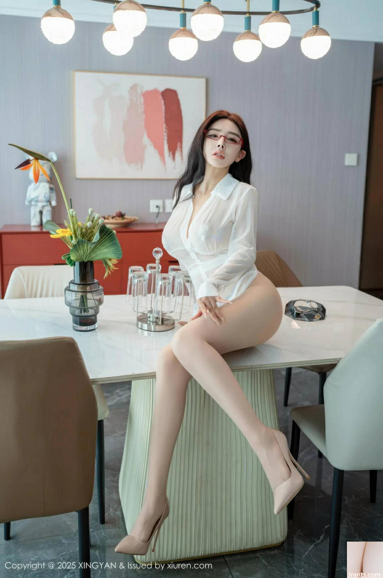 (XingYan) 2025.09.18 Vol.401 Foto versi lengkap Pan Siqin (56p)