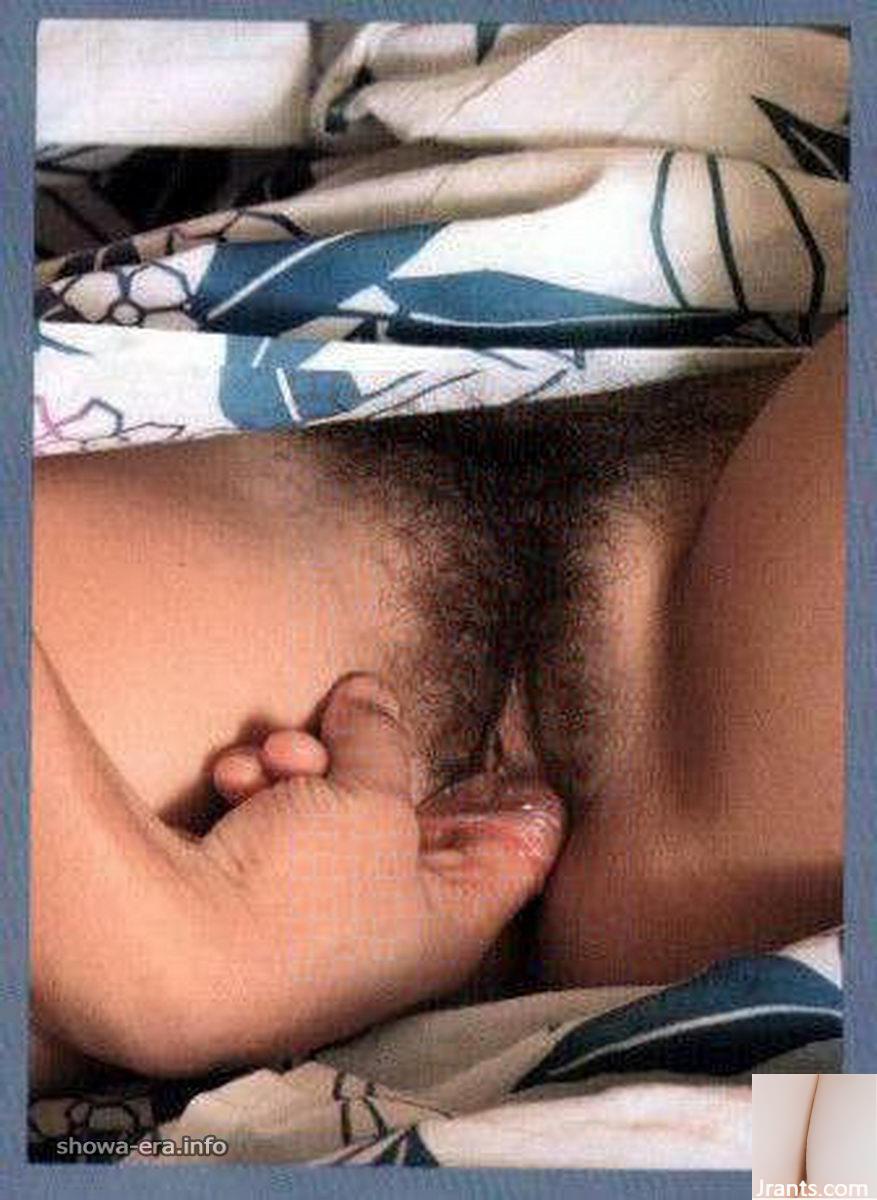 ইউআরএ-বুকস হেল-এ পর্ন তারকা (46 পি)