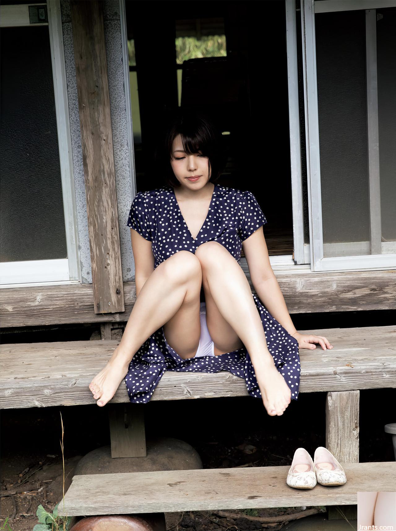 (Riko Nagaoka) Mata menawan membuat orang memukau payudara mereka yang indah dan akan muncul (25p)