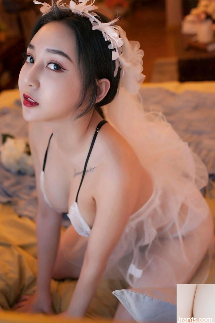 Big Single Bride Bride Yuyin&#39;s Devil Figure seduce a urlare (44p)