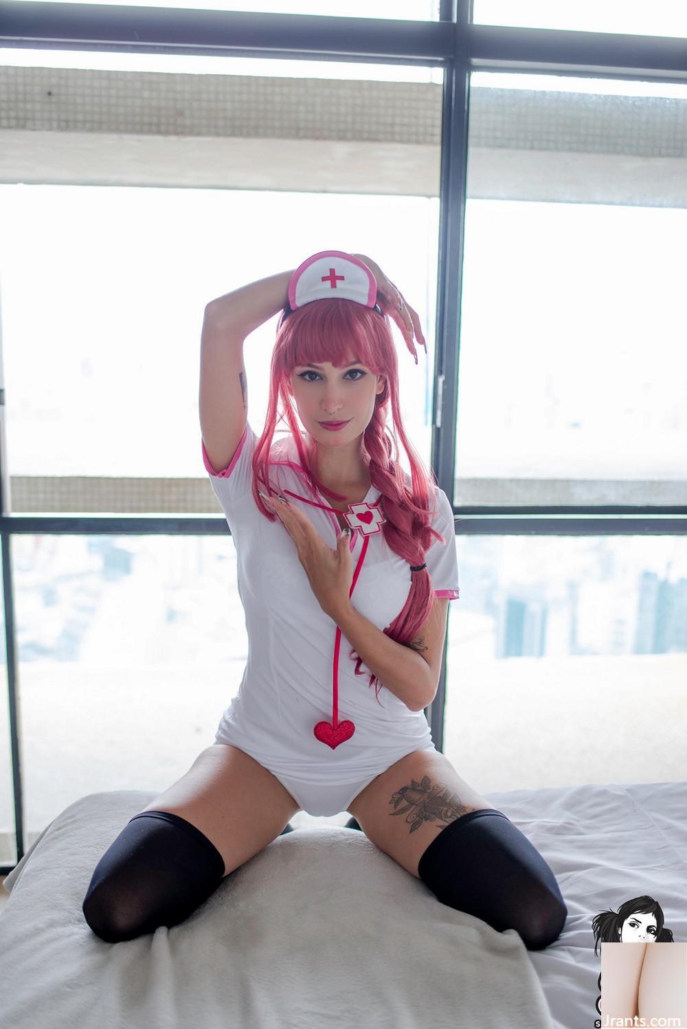 (Suicide Girls) 04 septembre 2023 &#8211; Baunilha &#8211; Laissez-moi prendre soin de vous (51p)