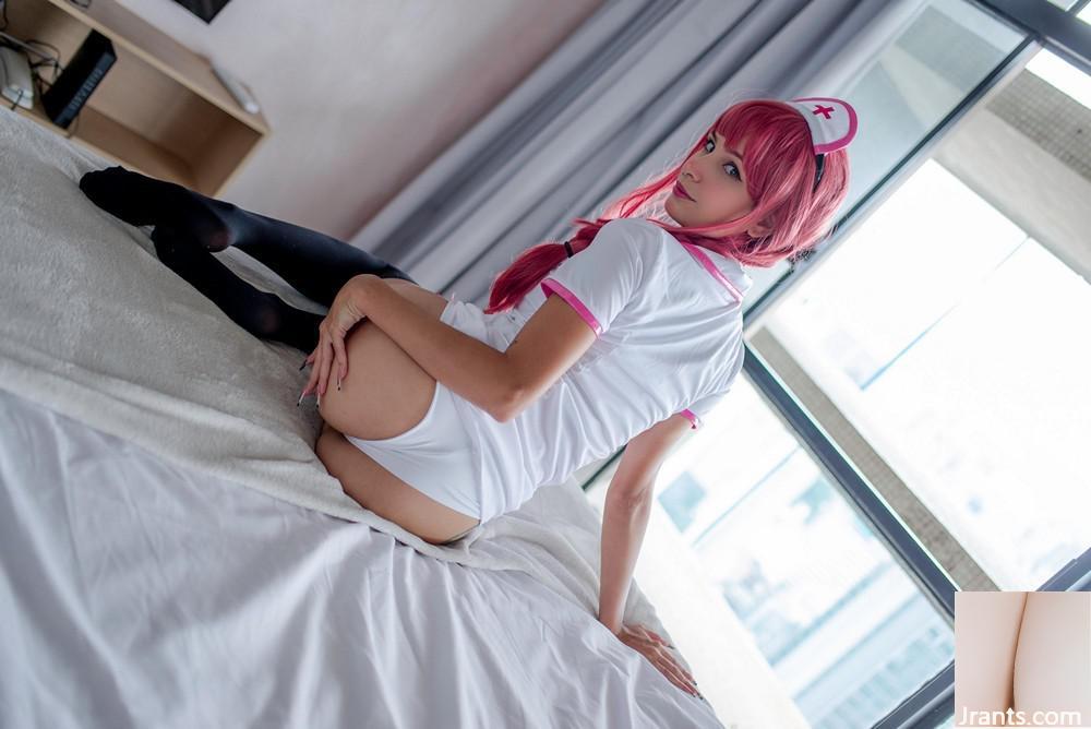 (Suicide Girls) 04 septembre 2023 &#8211; Baunilha &#8211; Laissez-moi prendre soin de vous (51p)