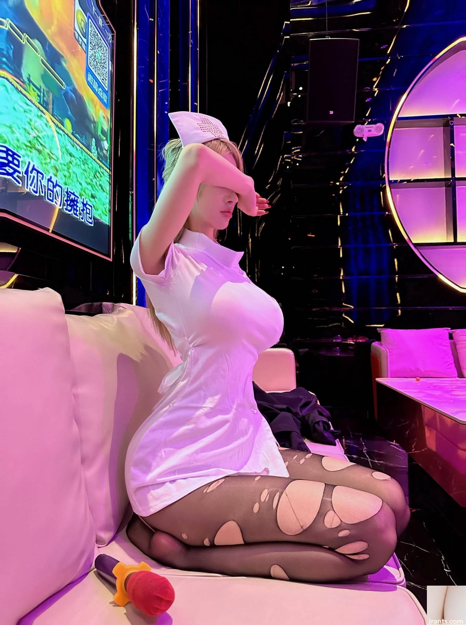 (مجموعة عبر الإنترنت) Germare Girl Blushing Dearie &#8220;Nurse KTV&#8221; VIP Exclusive (58p)