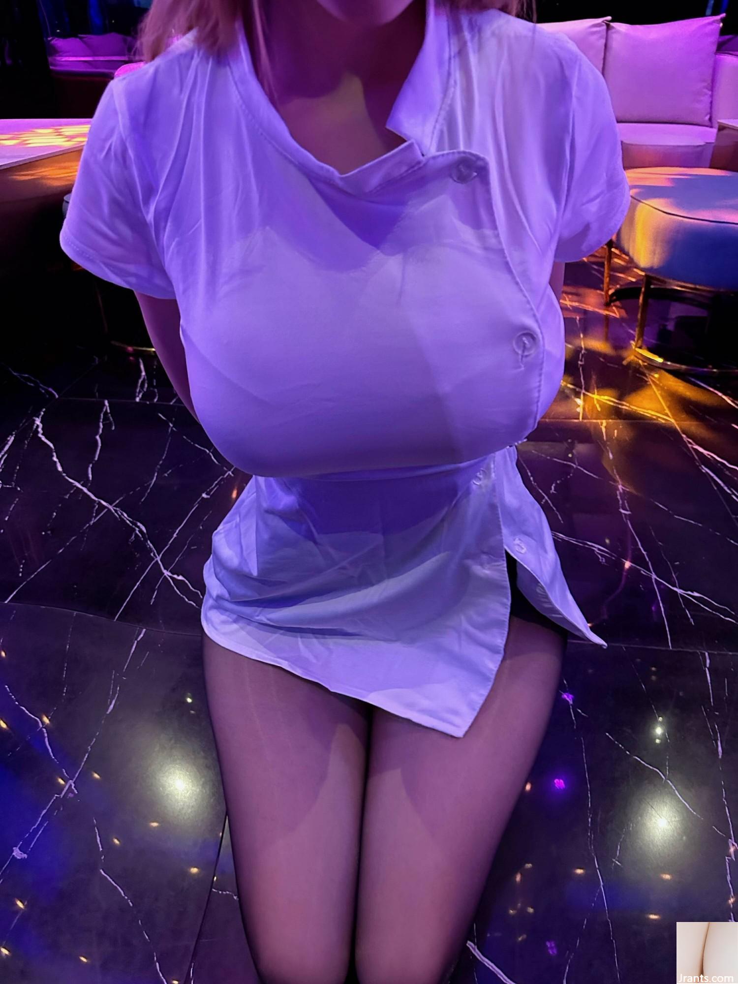 (مجموعة عبر الإنترنت) Germare Girl Blushing Dearie &#8220;Nurse KTV&#8221; VIP Exclusive (58p)