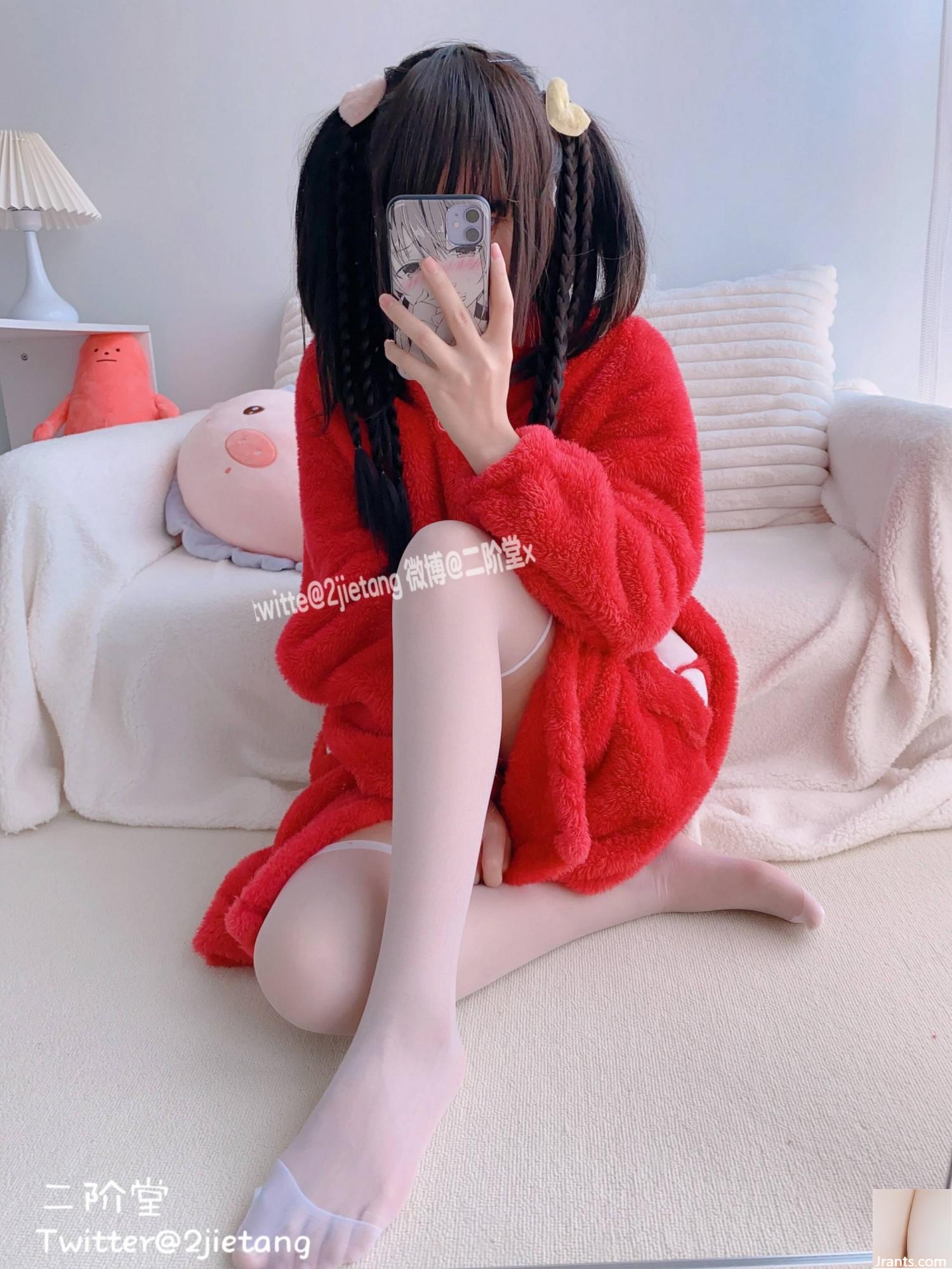 (Koleksi Online) Gadis Kesejahteraan Nikaido &#8220;Red Bear Clothes&#8221; VIP Exclusive (135p)