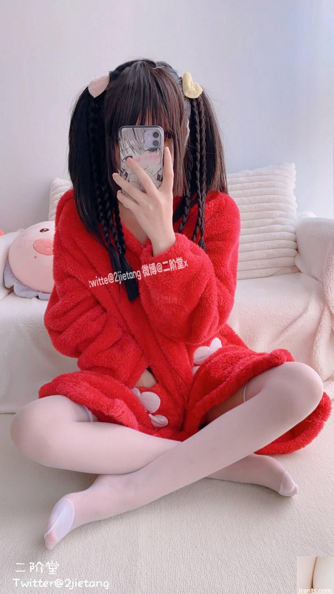 (Koleksi Online) Gadis Kesejahteraan Nikaido &#8220;Red Bear Clothes&#8221; VIP Exclusive (135p)