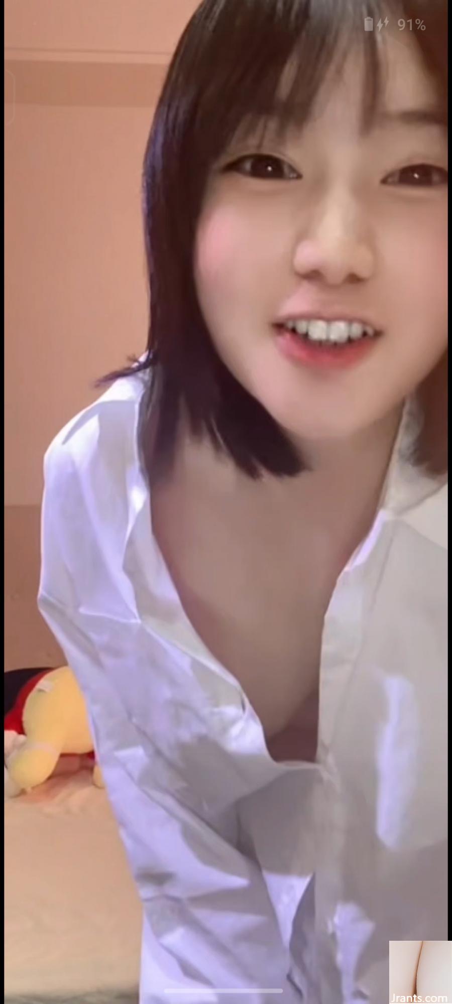 Revesons sexy Live Broadcaster (32p)