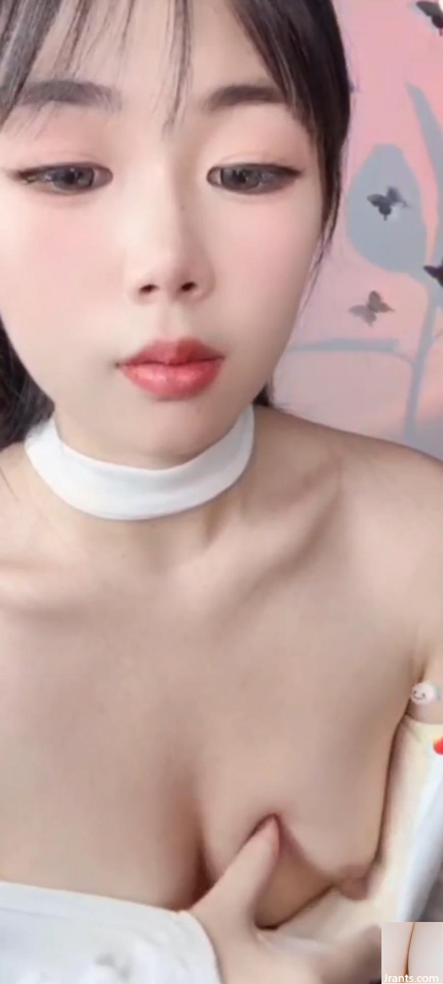 Revesons sexy Live Broadcaster (32p)
