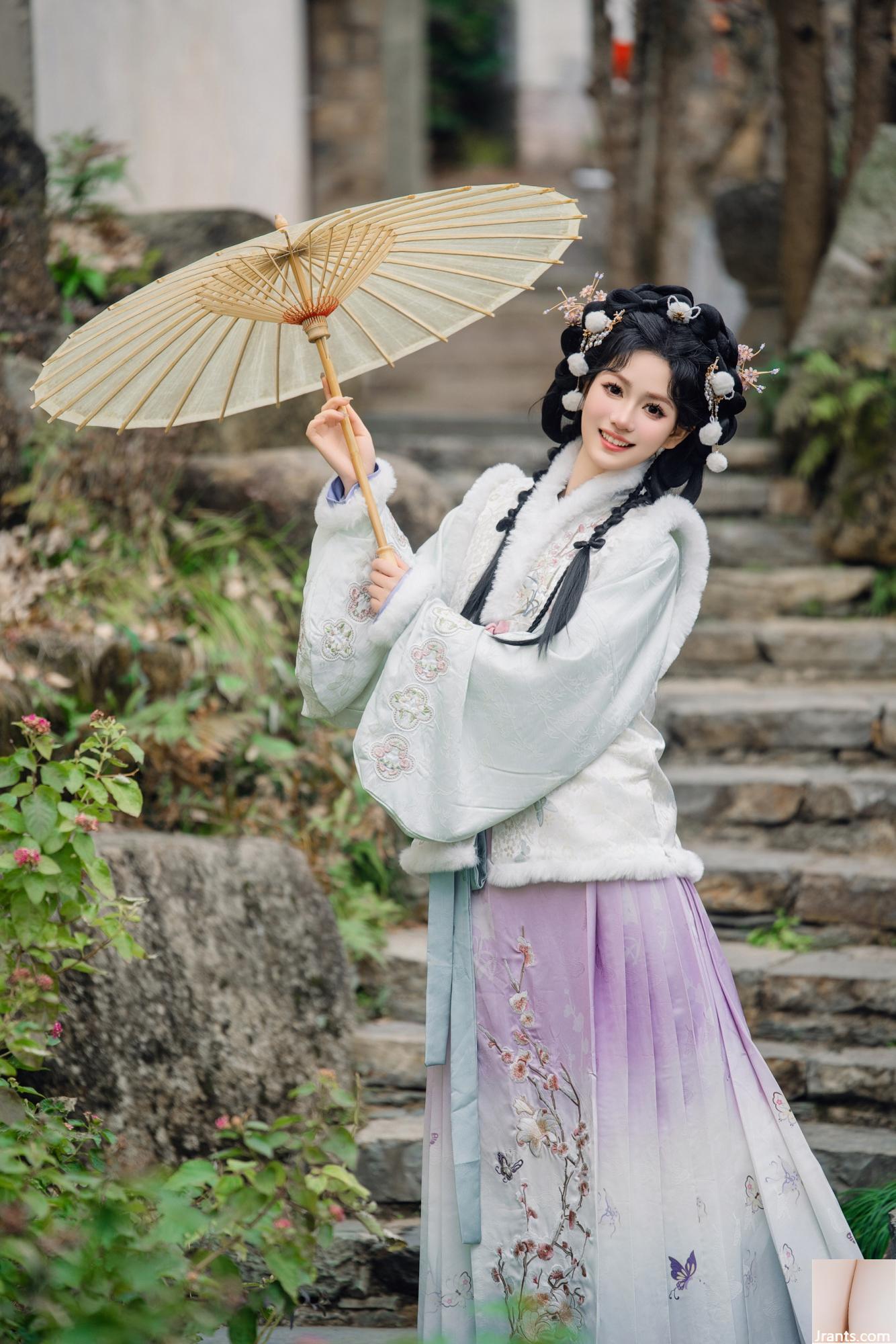 Far Mountain Qiao Xiaochen (26p