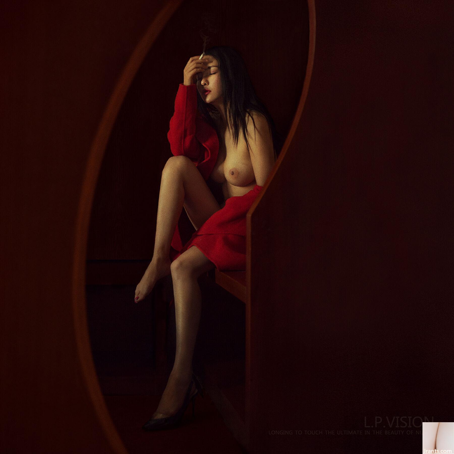 Crowdfunding Girl Series No.06 (28p)